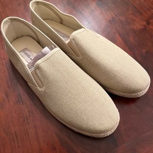 New Scandia Woods Slip On Beige Canvas Loafers Sizes 7 & 11
